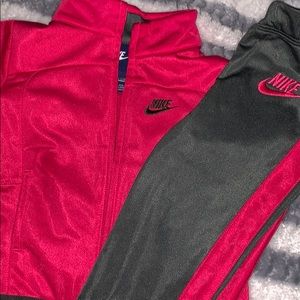 Toddler girls Nike two piece